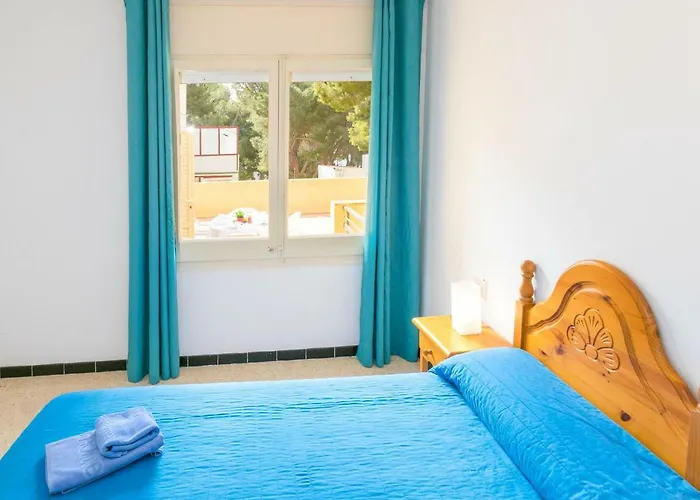 Velazquez-10 By Interhome * Rosas