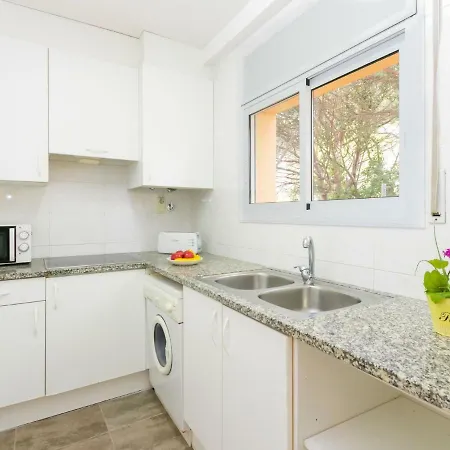 Velazquez-10 By Interhome Apartment
